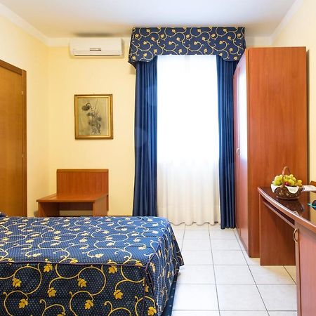 Hotel Ristorante Paladini Carisio Exteriér fotografie