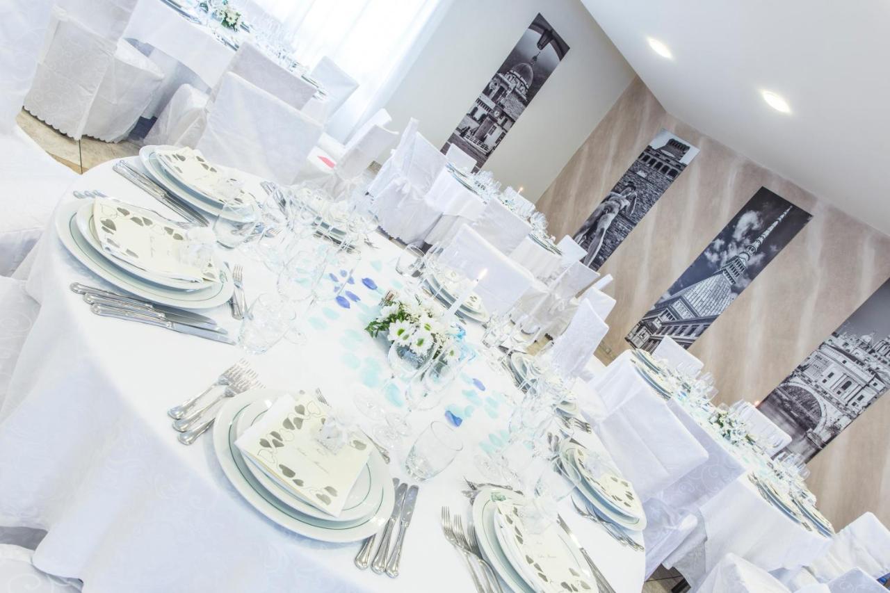 Hotel Ristorante Paladini Carisio Exteriér fotografie